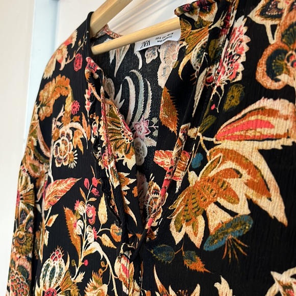 Zara floral mini dress - Picture 4 of 7